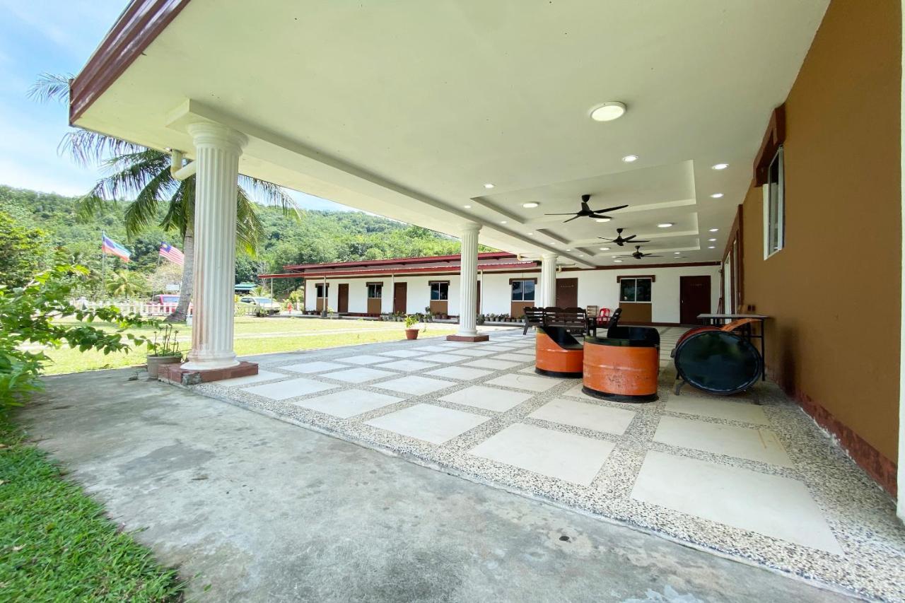 Hotel Oyo 90317 Ambong Bay Resthouse à Kota Kinabalu Extérieur photo